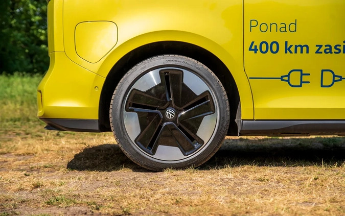 Volkswagen ID.Buzz cena 245877 przebieg: 8, rok produkcji 2022 z Dęblin małe 667